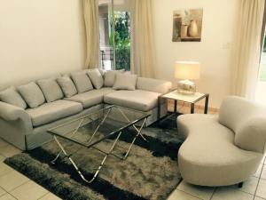 12079102_10153404077154219_5182494380869762529_n